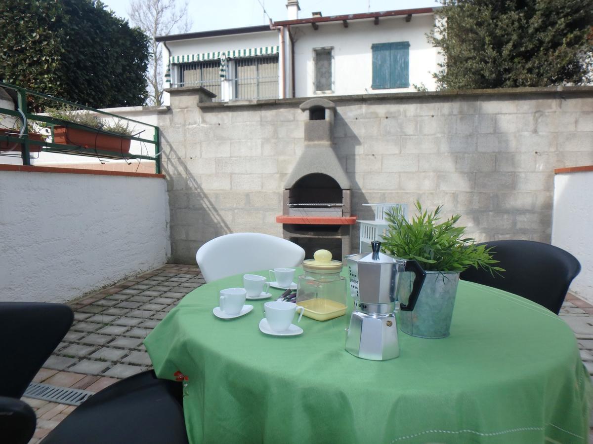 Villa Demi ลิโด ดี ปอมโปซา ภายนอก รูปภาพ