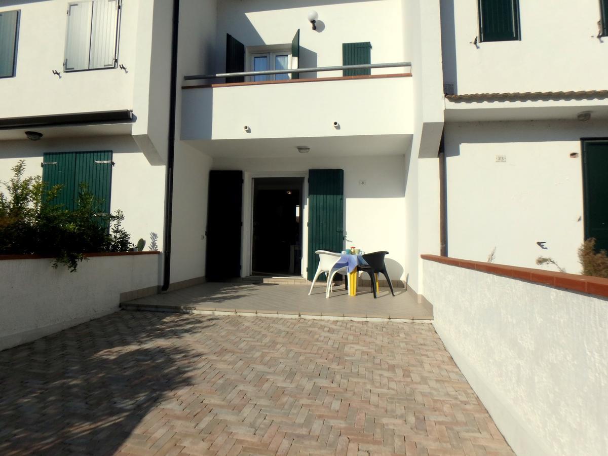 Villa Demi ลิโด ดี ปอมโปซา ภายนอก รูปภาพ